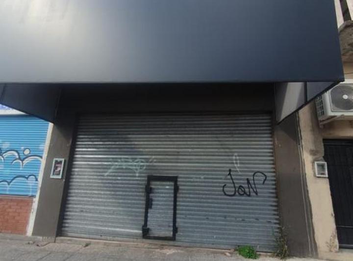 Local comercial · 136m²