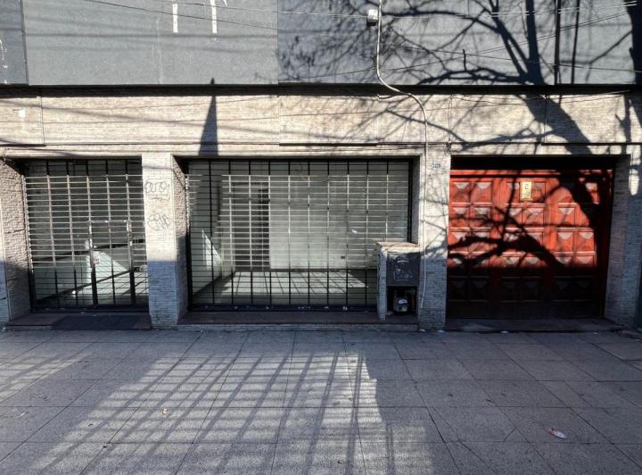 Local comercial · 90m² · 4 Ambientes · 1 Cochera