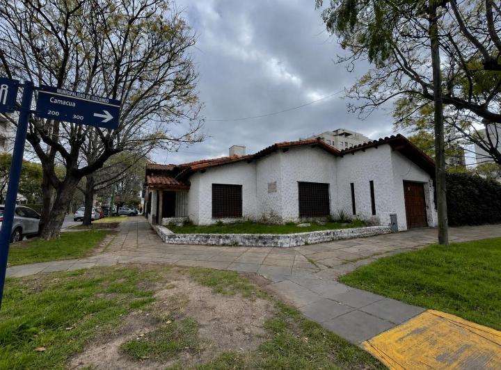 Local comercial · 340m² · 5 Ambientes · 2 Cocheras