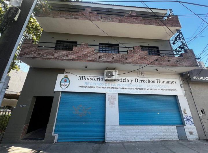 Local comercial · 241m² · 1 Cochera