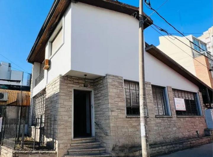 Local comercial · 150m² · 1 Cochera