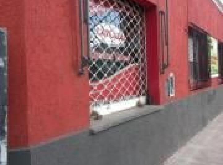 Local comercial · 140m²