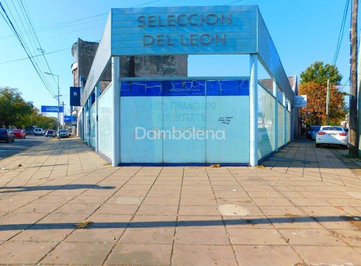 Local comercial · 572m²