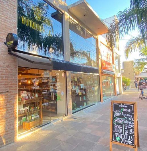 Local comercial · 45m² · 2 Ambientes · 1 Cochera