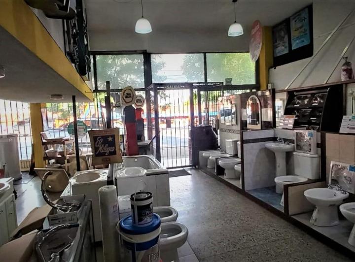 Local comercial · 750m² · 10 Ambientes · 4 Cocheras