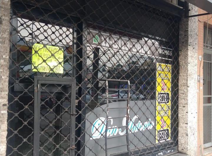 Local comercial · 1m²