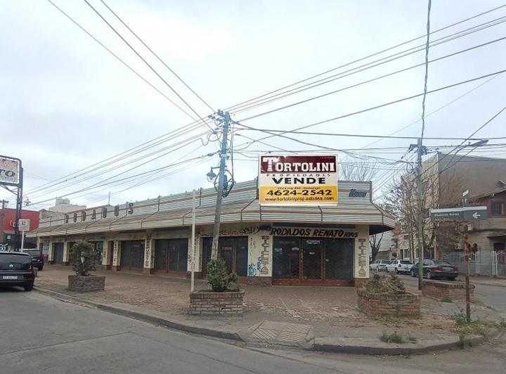 Local comercial · 248m² · 1 Ambiente