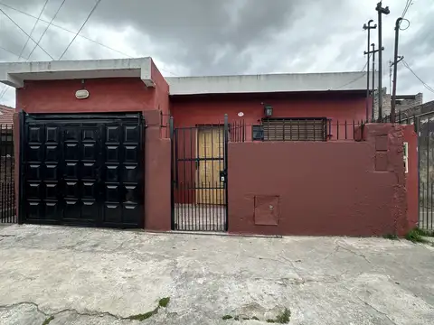 Ph 2 ambientes al frente en alquiler – monte chingolo
