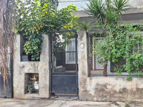Se alquila ph dos dormitorios