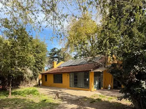 Casa en alquiler c/ cochera en los polvorines