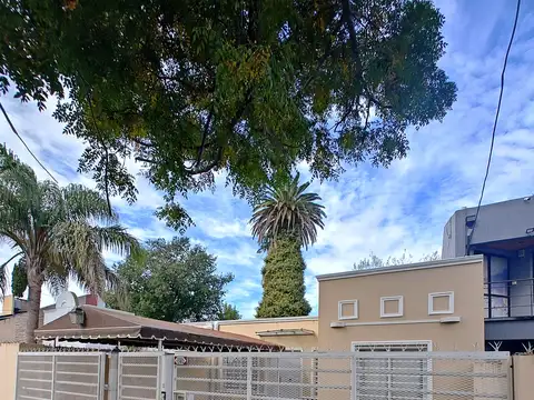 Casa en alquiler  3 dormitorios en merlo sur