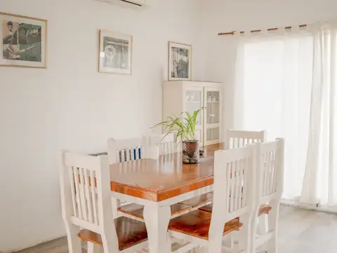 Alquiler casa 5 ambientes, san sebastián, área 13