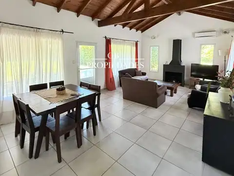 Alquiler de casa 5 ambientes en santa silvina, pilar