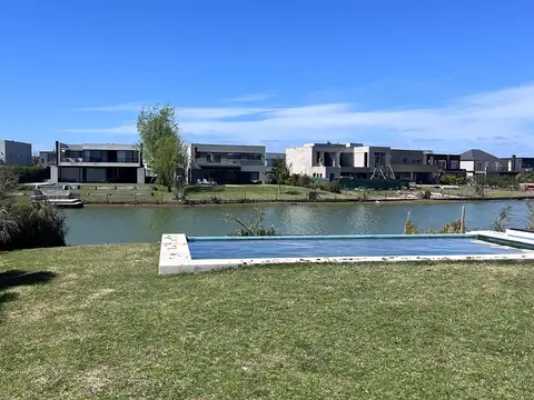 Casa chalet  en alquiler en el cantón, escobar, g.b.a. zona norte