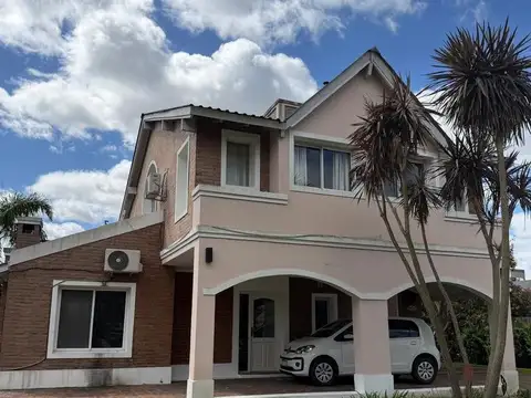 Alquiler casa 4 ambientes barrio cerrado altos del sol ituzaingó