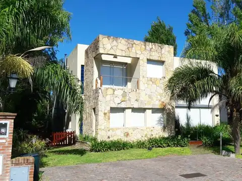 Casa en campo grande