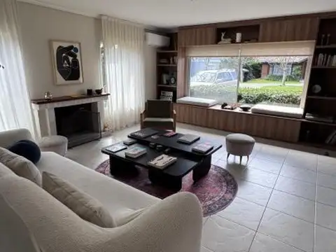 Casa en alquiler en club de campo pueyrredón