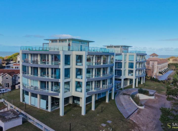 Departamento · 50m² · 2 Ambientes · 1 Cochera