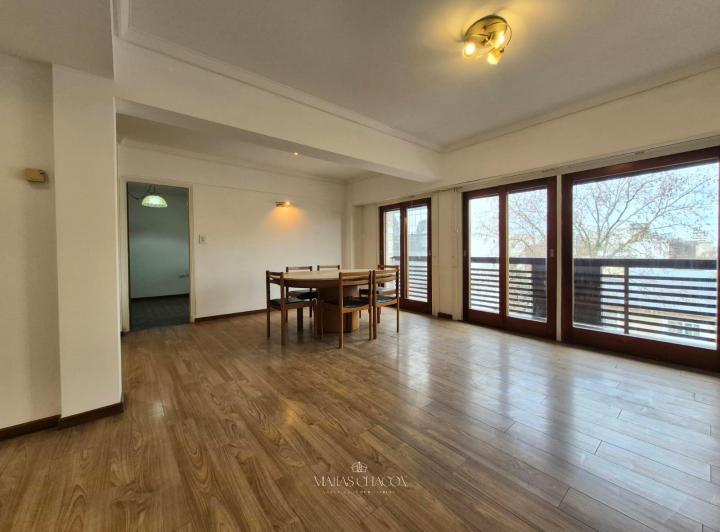 Departamento · 100m² · 4 Ambientes · 1 Cochera