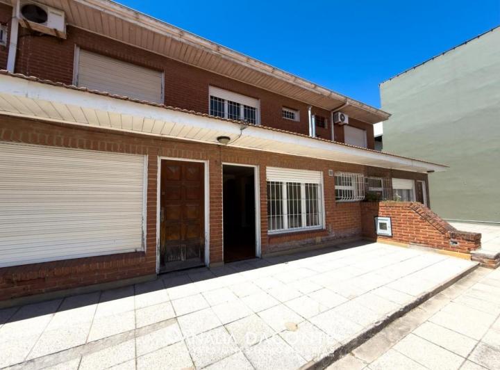 Departamento · 53m² · 2 Ambientes · 1 Cochera