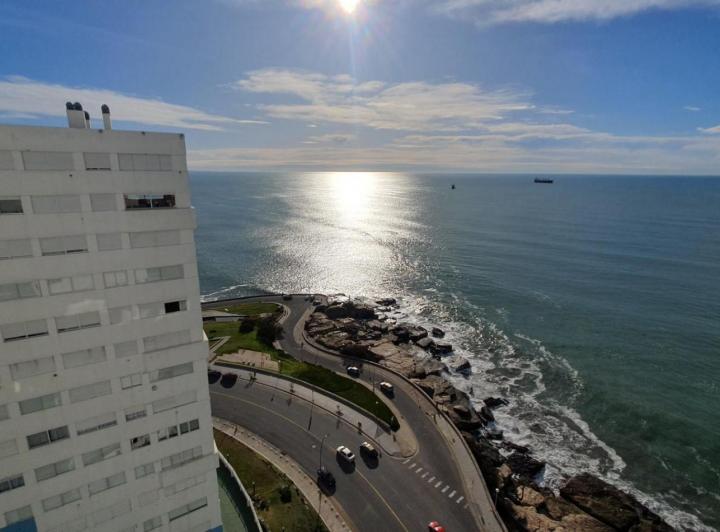 Departamento · 80m² · 4 Ambientes