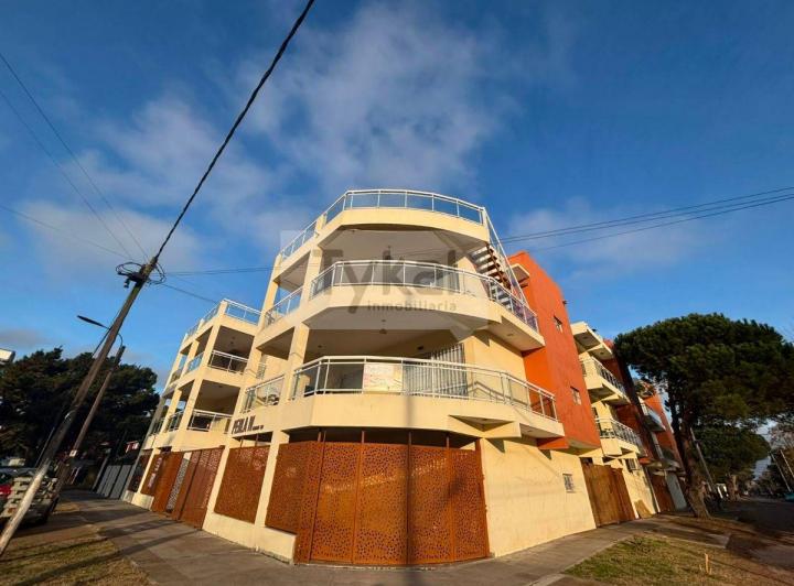 Departamento · 52m² · 3 Ambientes · 1 Cochera