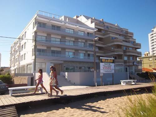 Departamento · 45m² · 2 Ambientes · 1 Cochera