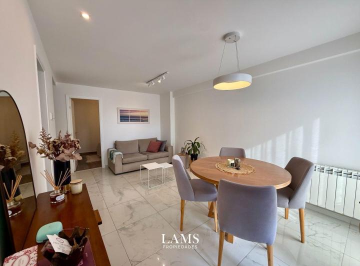 Departamento · 40m² · 2 Ambientes · 1 Cochera