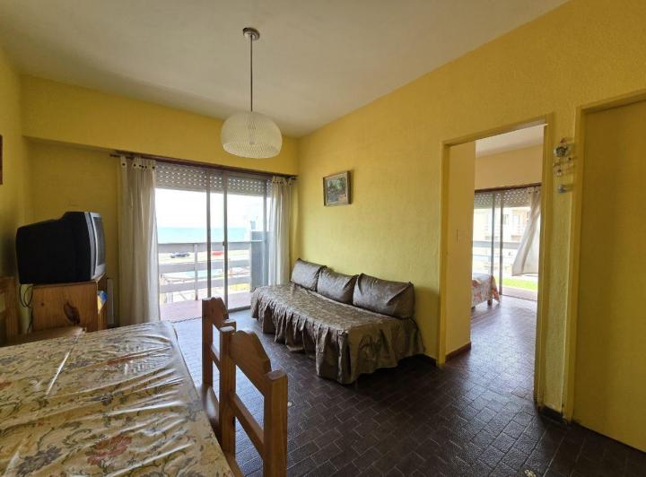 Departamento · 40m² · 2 Ambientes · 1 Cochera