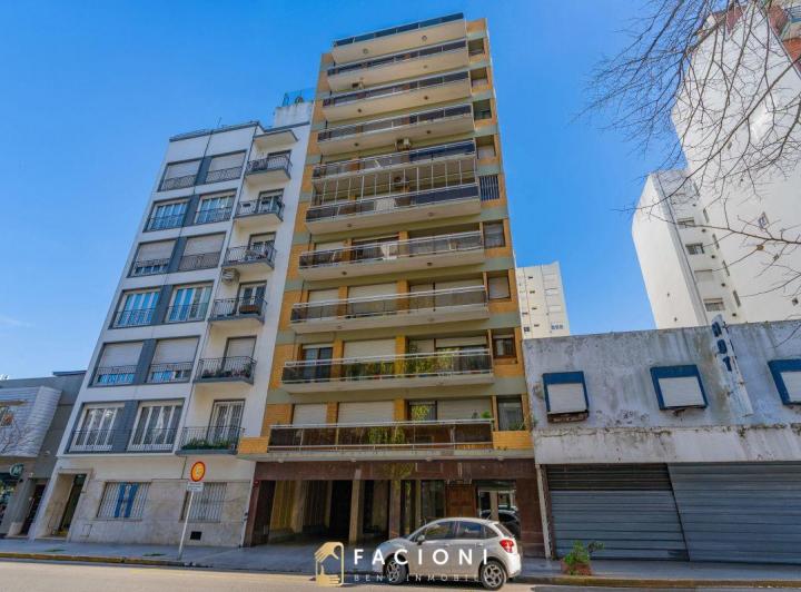 Departamento · 140m² · 4 Ambientes · 1 Cochera