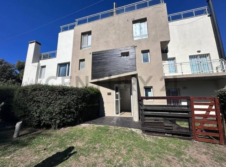 Departamento · 40m² · 2 Ambientes · 1 Cochera