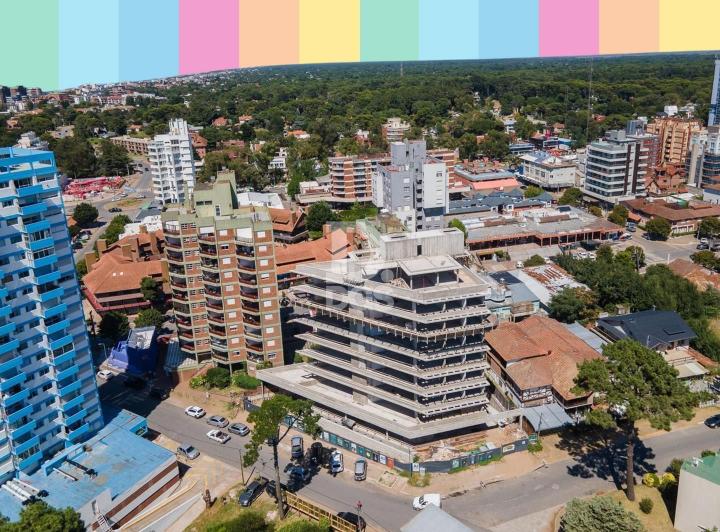 Departamento · 94m² · 4 Ambientes · 1 Cochera
