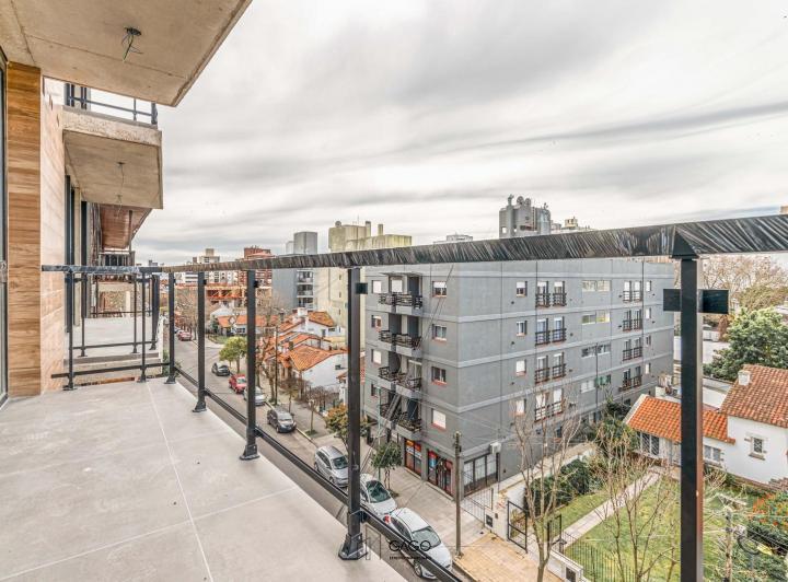 Departamento · 90m² · 4 Ambientes · 1 Cochera