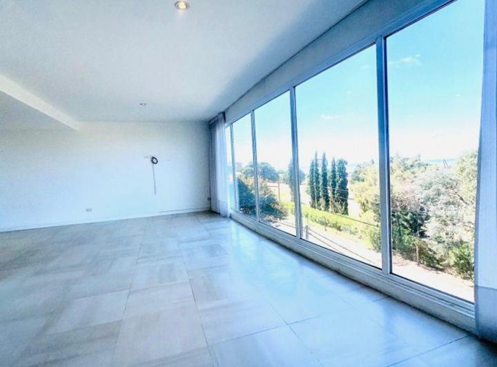 Departamento · 130m² · 4 Ambientes · 2 Cocheras