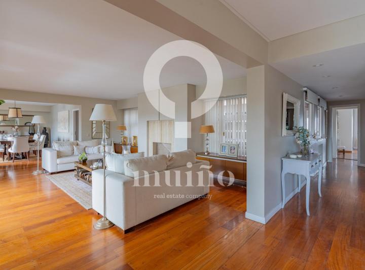 Departamento · 240m² · 4 Ambientes · 2 Cocheras