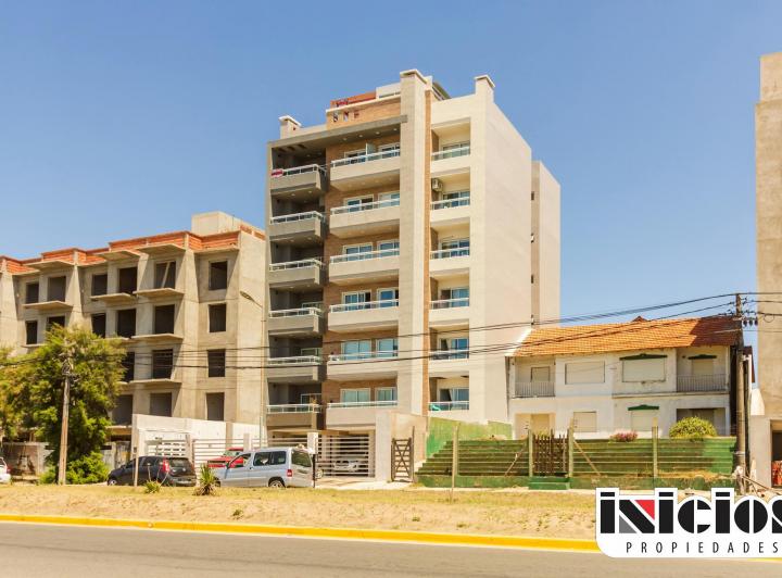 Departamento · 1m² · 3 Ambientes · 1 Cochera