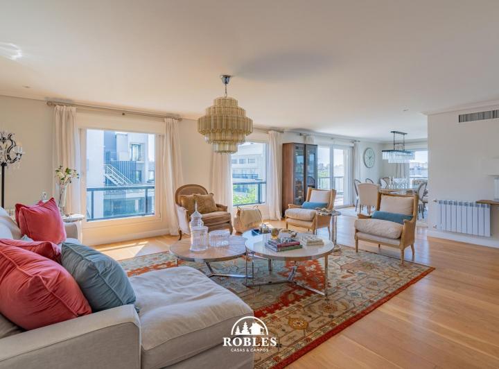 Departamento · 278m² · 4 Ambientes · 2 Cocheras