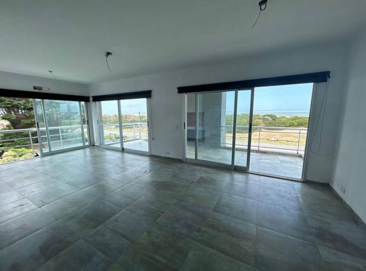 Departamento · 21m² · 4 Ambientes · 1 Cochera