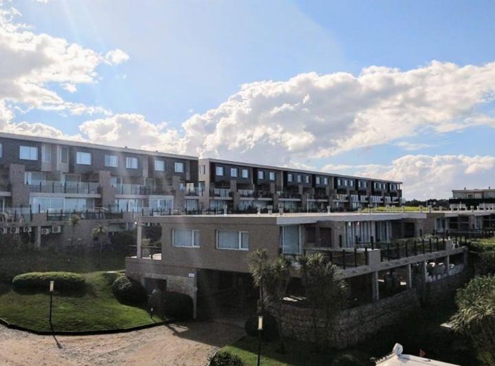 Departamento · 94m² · 2 Ambientes · 1 Cochera