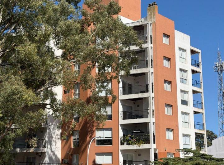 Departamento · 53m² · 2 Ambientes · 1 Cochera