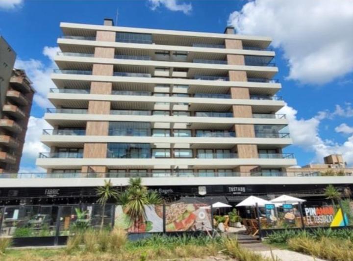 Departamento · 300m² · 2 Dormitorios · 1 Cochera