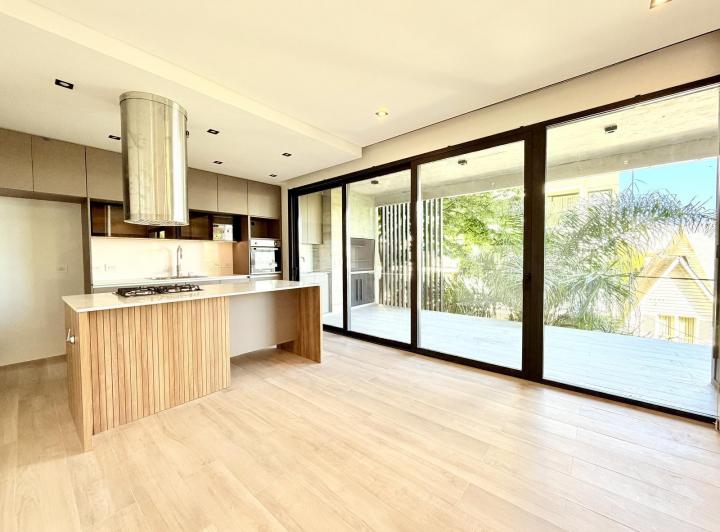 Departamento · 135m² · 4 Ambientes · 2 Cocheras