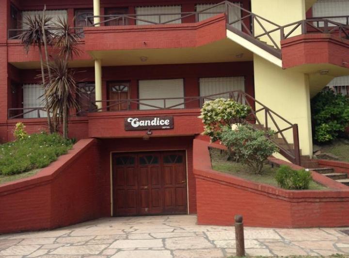 Departamento · 64m² · 3 Ambientes · 1 Cochera