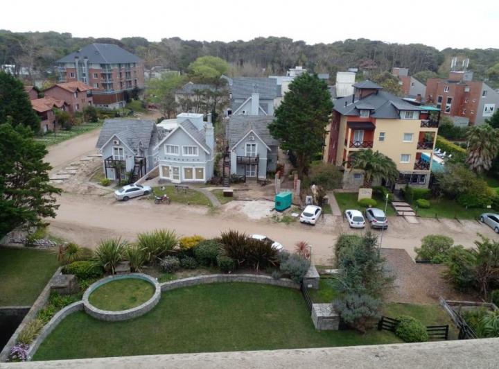 Departamento · 200m² · 5 Ambientes · 1 Cochera