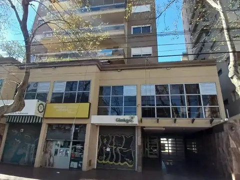 Departamento  3 ambientes con balcón terraza