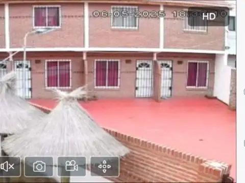 Casa y 4 triplex mar del tuyu permuta