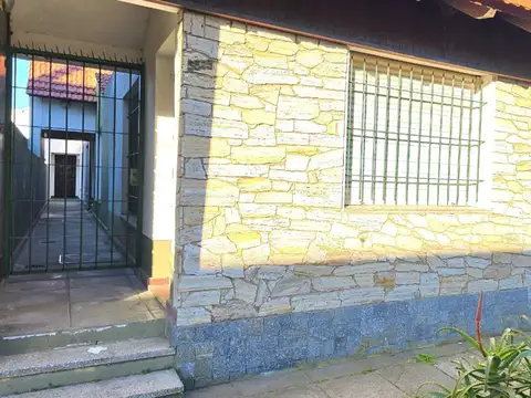 Venta departamento 3 amb planta baja