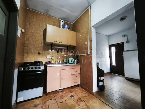 Venta ph lanus gerli dos ambientes con patio sin expensas