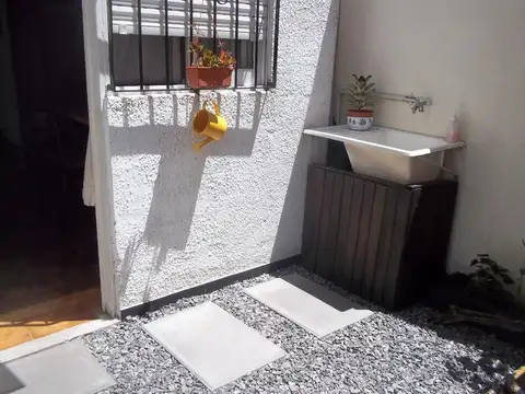 Alquiler ph en caseros dos ambientes sin expensas