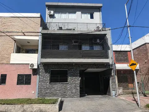 Venta monoambiente muy luminoso lanus